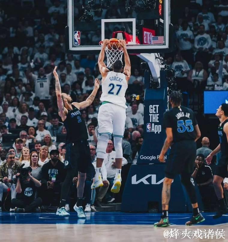 乔治首秀23分爱德华兹16分 76人不敌森林狼 乔治首秀23分爱德华兹16分 76人不敌森林狼