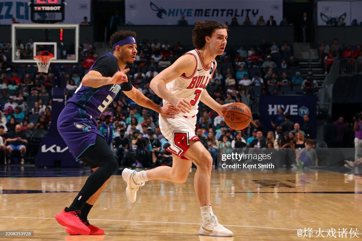 吉迪23+15+10公牛险胜雄鹿 雷霆灭黄蜂10连胜